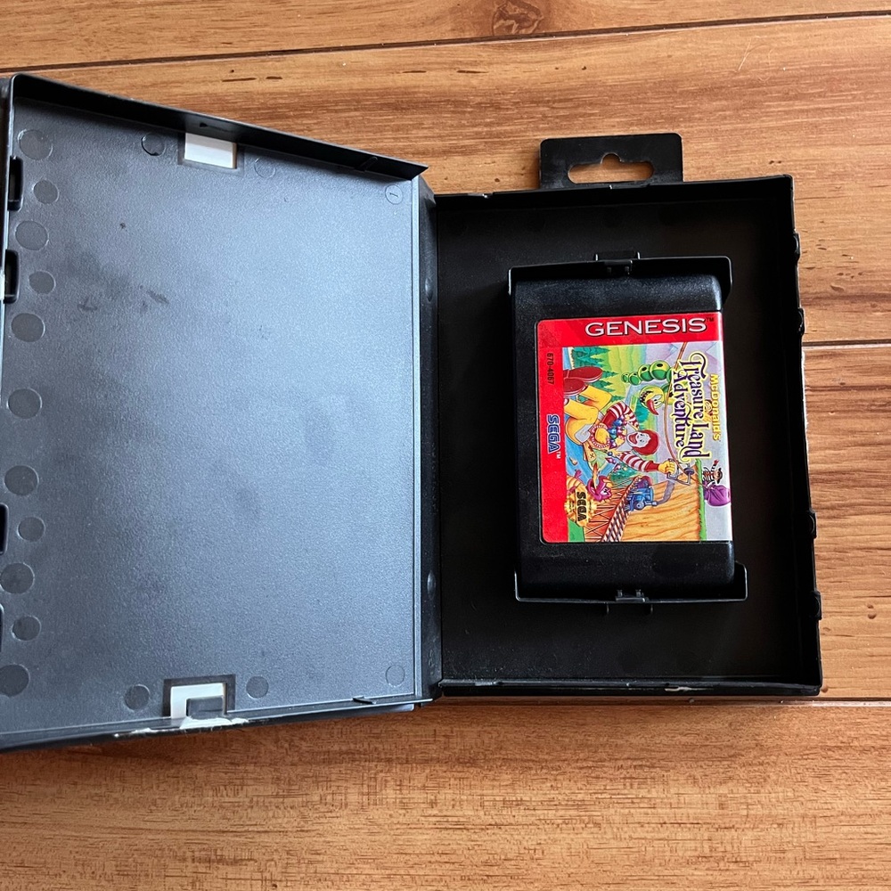 McDonald’s Treasure Land Adventure-Sega Genensis - Picture 4 of 6